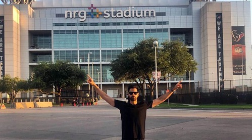 Stand-up comedian, Hasan Minhaj, Houston's NRG Stadium, Howdy Modi