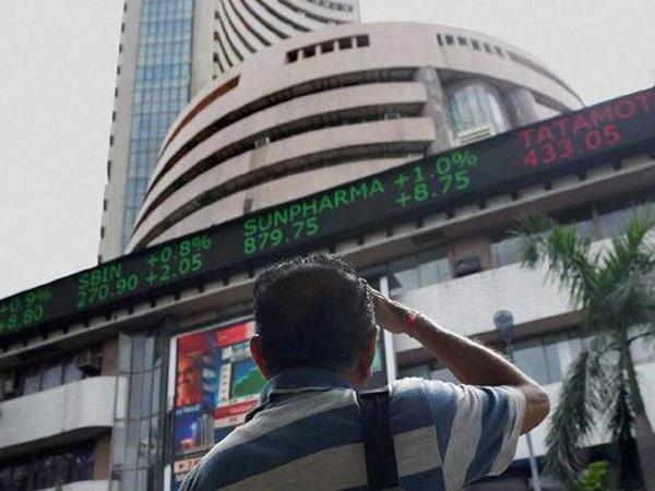 Bse Sensex Tanks Over 500 Points Breaches 37000 Level For First Time In Over Four Months 
