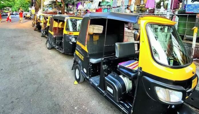 Mumbai Transport Hit by Marathi Rule Strike