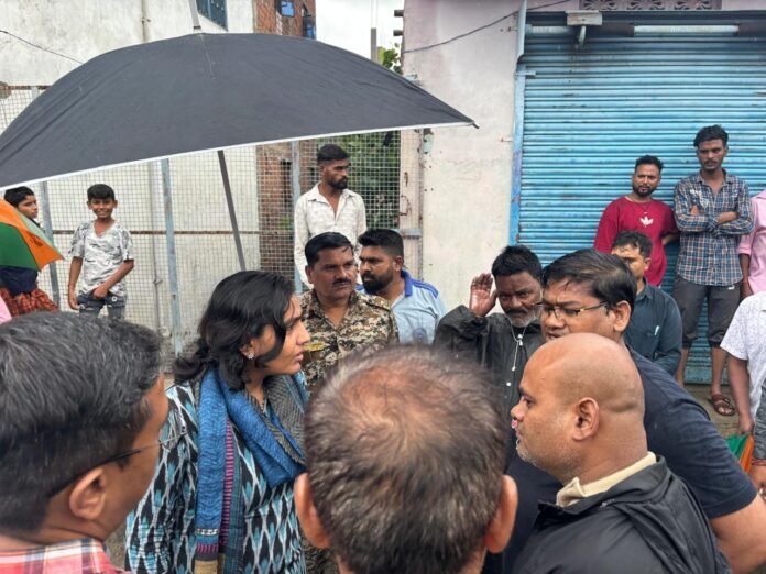 Bhopal civic teams clear flooded colonies within 2 hours as heavy rain batters the city overnight.