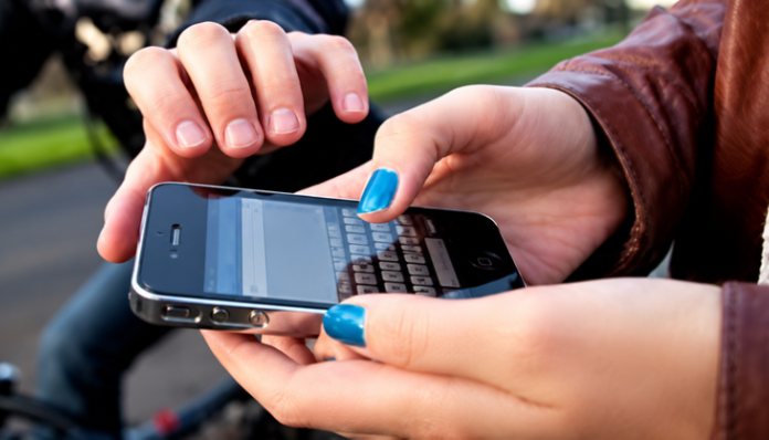 Mobile Phone Snatched in Bhopal