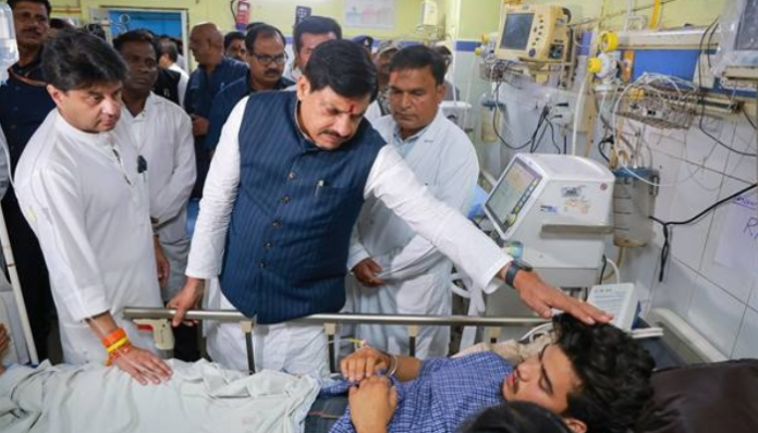 CM Reviews Condition of Gwalior Accident Victims