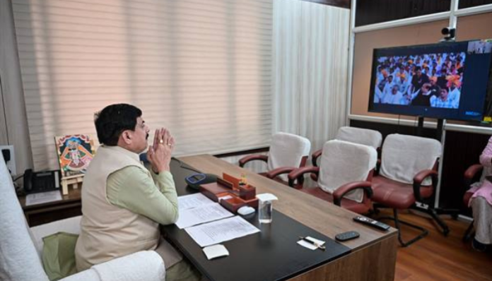 MP CM announces cattle breed contest in Vrindavan Gram